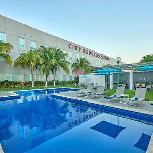 **** Hotel apartamentowy Express By Marriott Meksyk